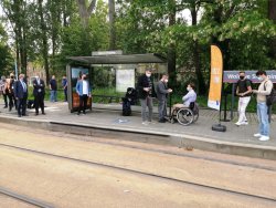 La STIB inaugure le premier arrêt de tram accessible en autonomie